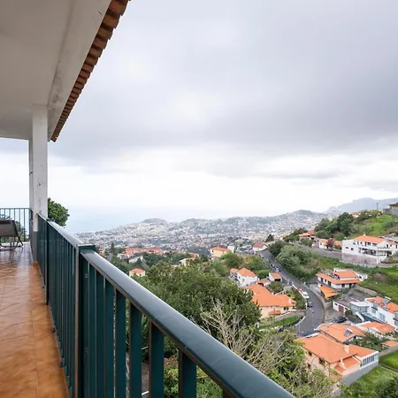 Lejlighed By Galmi Funchal (Madeira)