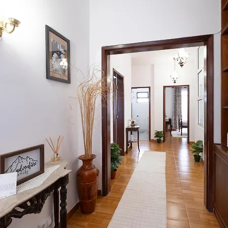 By Galmi Lejlighed *